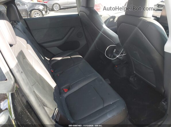 7SAYGDEE9PA151523 2023 TESLA MODEL Y Black Widok naklejki z numerem VIN
