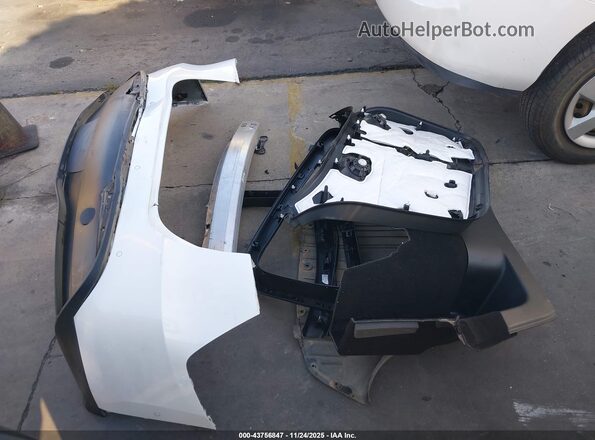 7SAYGDEF0NF488560 2022 TESLA MODEL Y White Widok zestawu wskaźników