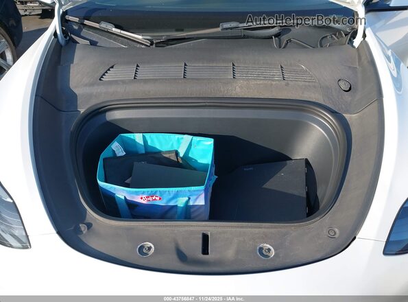 7SAYGDEF0NF488560 2022 TESLA MODEL Y White Widok z tyłu