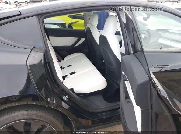 7SAYGDEF1NF404536 2022 TESLA MODEL Y Black 