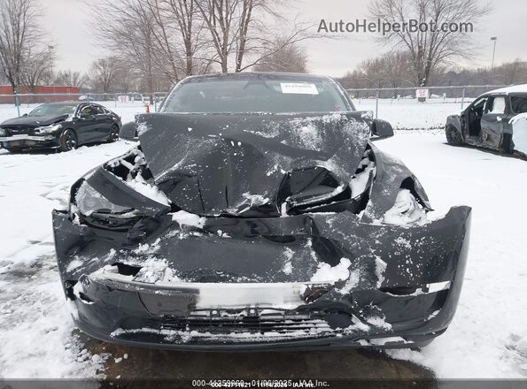 7SAYGDEF2SA338622 2025 TESLA MODEL Y Black წინა ხედი