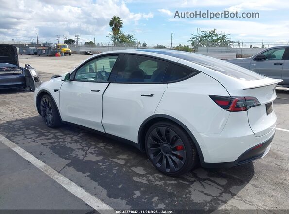 7SAYGDEF5NF409819 2022 TESLA MODEL Y White 