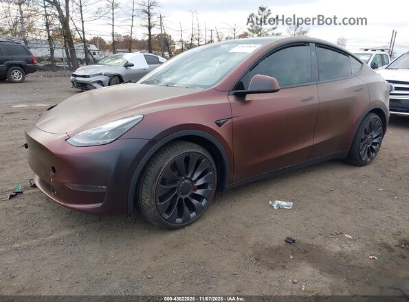 7SAYGDEF9RA265727 2024 TESLA MODEL Y Brown Front left