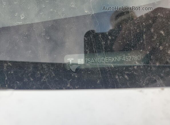 7SAYGDEFXNF452780 2022 TESLA MODEL White Շարժիչի բաժամունքի տեսք