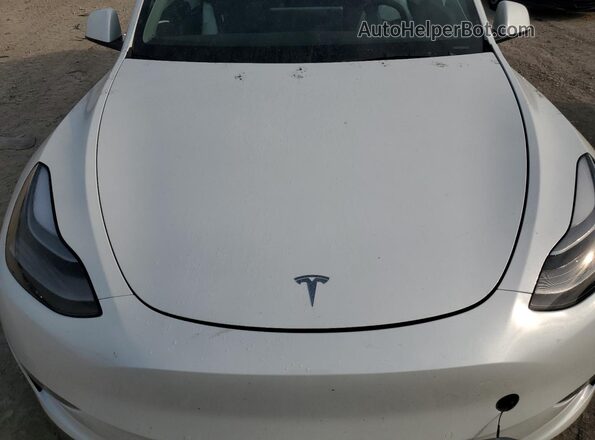7SAYGDEFXNF452780 2022 TESLA MODEL White Սալոնի հետևի տեսք