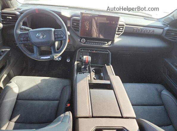 7SVAAABA0SX050880 2025 TOYOTA SEQUOIA Серый Вид панели приборов