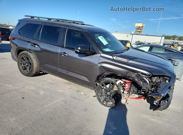 7SVAAABA0SX050880 2025 TOYOTA SEQUOIA Серый Передняя правая четверть