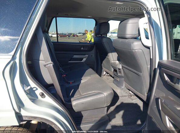 7SVAAABA2PX006645 2023 TOYOTA SEQUOIA Blue VIN կոդի պիտակի տեսք