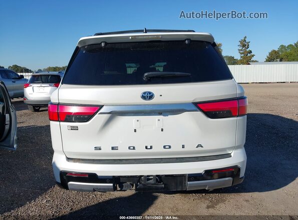 7SVAAABA2RX042516 2024 TOYOTA SEQUOIA White 