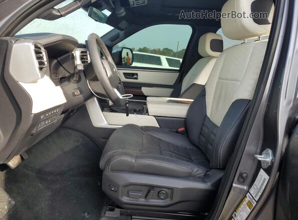 7SVAAABA4RX038256 2024 TOYOTA SEQUOIA Gray Սալոնի դիմացի տեսք