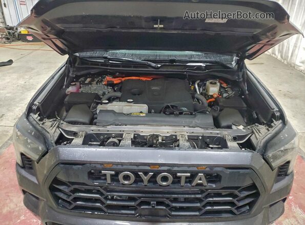 7SVAAABA6RX044074 2024 TOYOTA SEQUOIA Gray Շարժիչի բաժամունքի տեսք