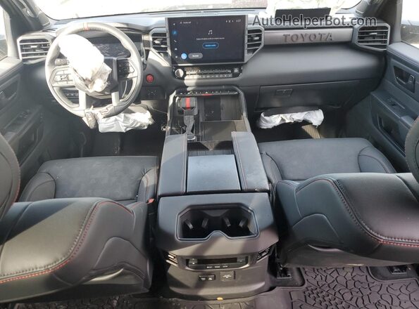 7SVAAABA6SX060670 2025 TOYOTA SEQUOIA Tan Vista del salpicadero