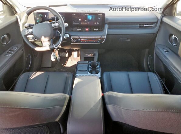 7YAKR4DA1SY001180 2025 HYUNDAI IONIQ White წინა პანელის ხედი