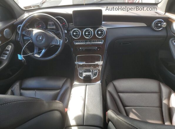 WDC0G4KBXJV039713 2018 MERCEDES-BENZ GLC-CLASS White Vista del cuadro de instrumentos
