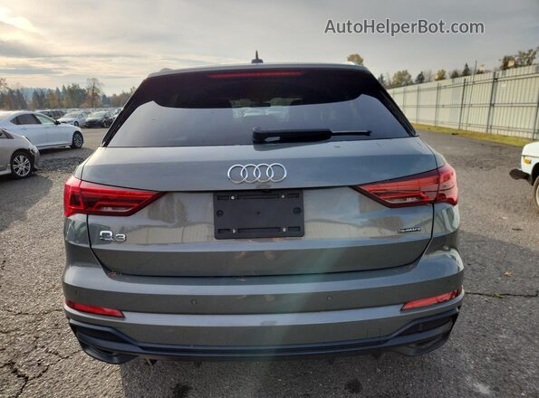 WA1EECF31L1022611 2020 AUDI Q3 Gray Front interior view