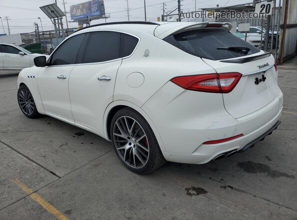 ZN661YUS6HX234128 2017 MASERATI LEVANTE White 