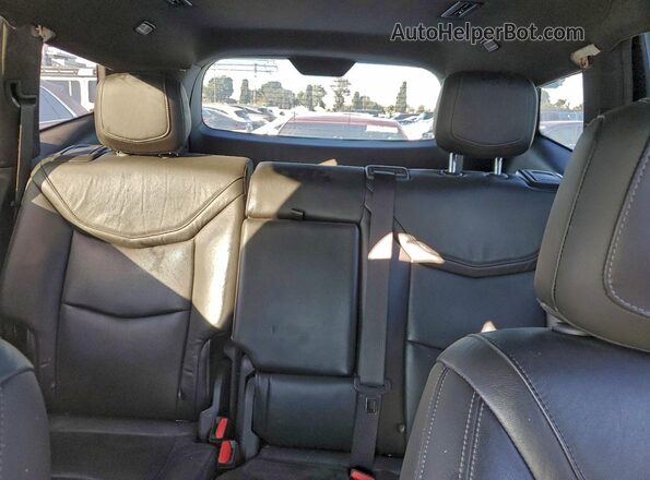 1GYKPCRS7LZ146285 2020 CADILLAC OTHER Red Vista interior trasera