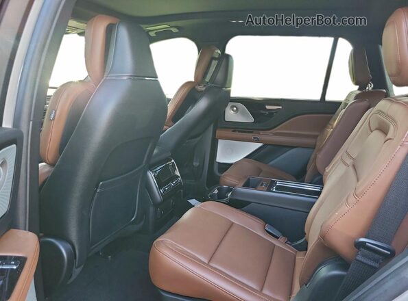 5LM5J7WC3PGL10294 2023 LINCOLN AVIATOR Cream 