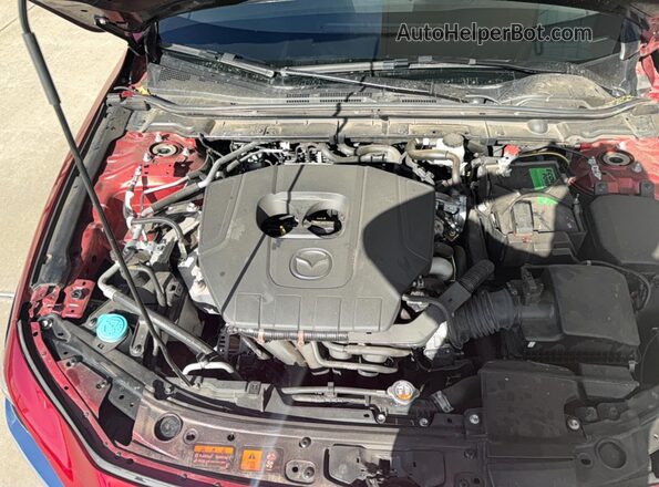 JM1BPABM4S1767082 2025 MAZDA 3 Red Առջևի վահանակի տեսք