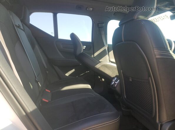 YV4AC2HM3M2513734 2021 VOLVO XC40 Белый Вид задней части салона