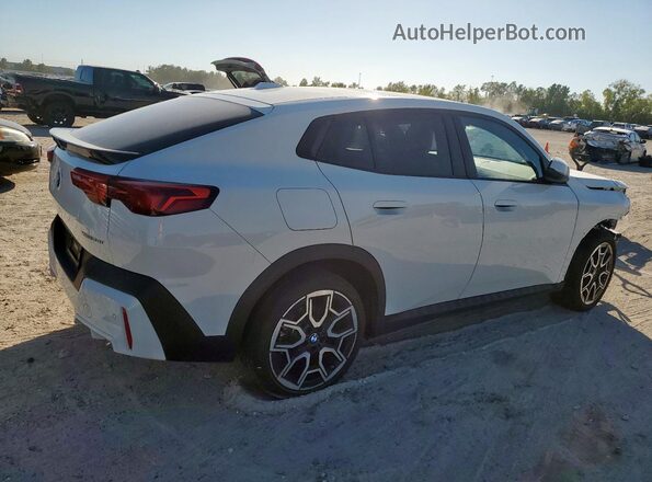 WBX63GM03S5239023 2025 BMW X2 Белый 
