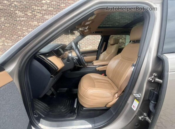 SAL1P9EU8PA110100 2023 LAND ROVER RANGE Коричневый Вид панели приборов