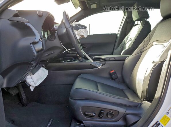 JTHB6JBH6P2150773 2023 LEXUS UX Белый Вид панели приборов