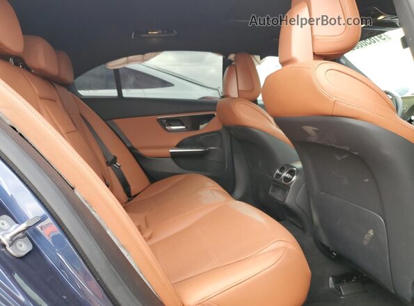 W1KAF4GB2RR178637 2024 MERCEDES-BENZ C Blue Widok wnętrza z tyłu
