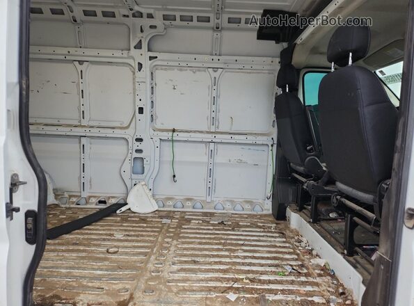 3C6LRVDG6RE115012 2024 RAM PROMASTER White Engine compartment view