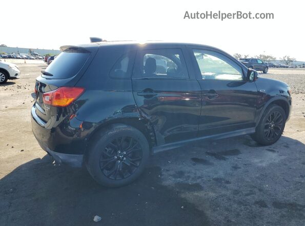 JA4AP3AU5HZ046573 2017 MITSUBISHI OUTLANDER Black Przód prawy