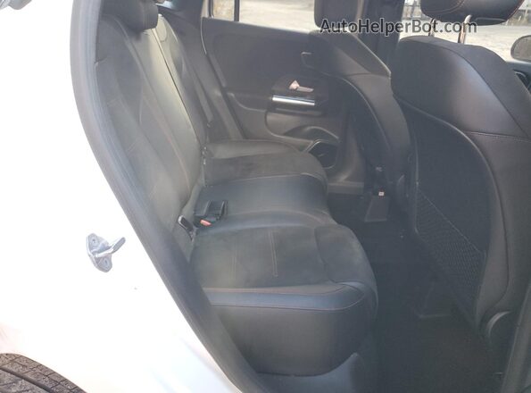 W1N4N4HB0MJ223163 2021 MERCEDES-BENZ GLA-CLASS White 