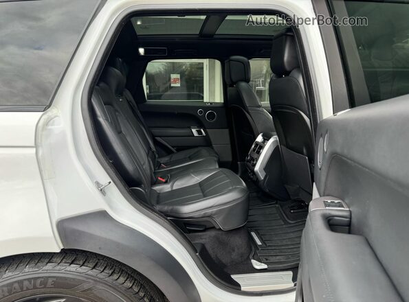 SALWR2RVXKA839444 2019 LAND ROVER RANGE ROVER White უკანა ხედი