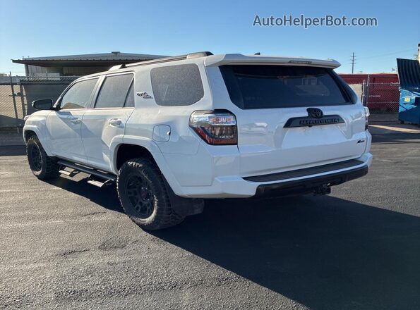 JTERU5JR2R6291595 2024 TOYOTA 4RUNNER White Front right