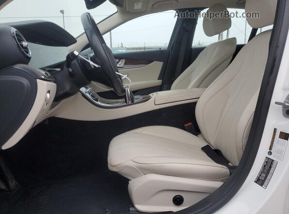 W1KZF8DB1MA990565 2021 MERCEDES-BENZ E White Widok deski rozdzielczej