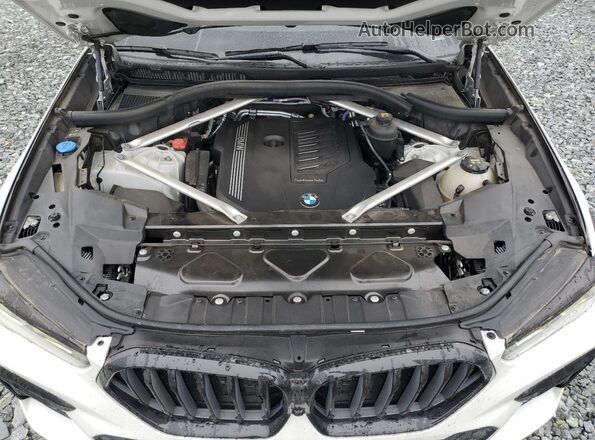 5UXCY6C00N9J28423 2022 BMW X6 White 