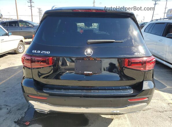 W1N4M4HB1SW389128 2025 MERCEDES-BENZ GLB-CLASS Black Front interior view