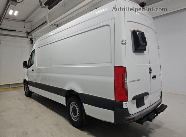 W1Y4NCHY5PT120427 2023 MERCEDES-BENZ SPRINTER Белый 