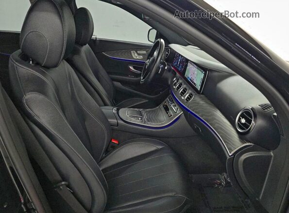 W1KZF8EB1MA924273 2021 MERCEDES-BENZ E Black Widok z tyłu