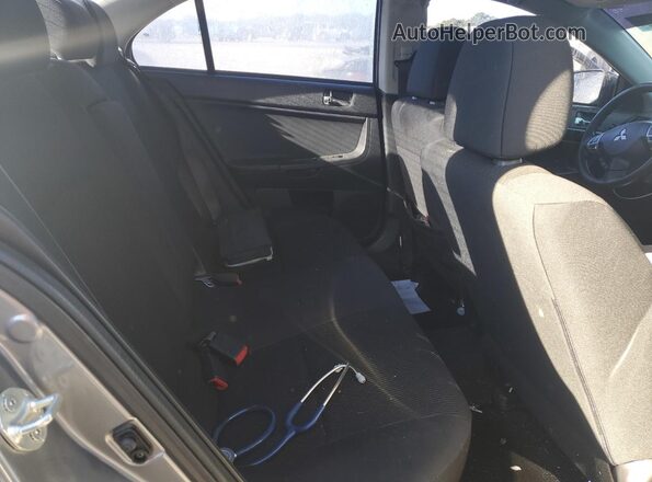 JA32V2FWXGU010098 2016 MITSUBISHI LANCER Gray Widok tylnych siedzeń
