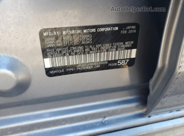 JA32V2FWXGU010098 2016 MITSUBISHI LANCER Gray Widok komory silnika