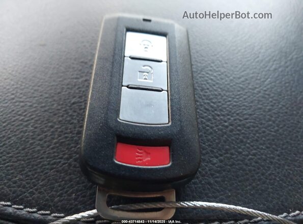 JA4AD3A30JZ023630 2018 MITSUBISHI OUTLANDER Серебряный 