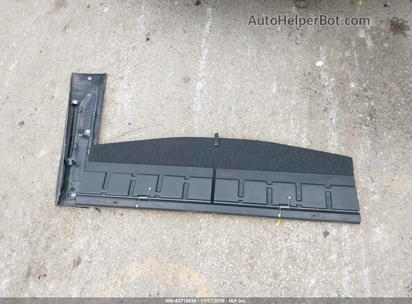 JA4AD3A33JZ017286 2018 MITSUBISHI OUTLANDER Silver Widok zestawu wskaźników