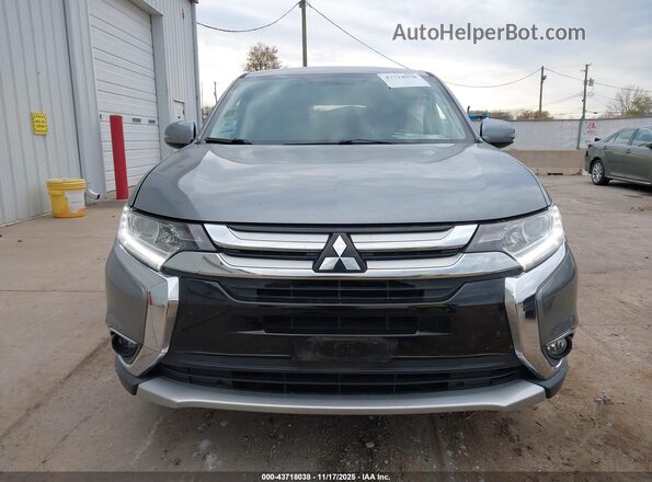 JA4AD3A33JZ017286 2018 MITSUBISHI OUTLANDER Silver Widok wnętrza z tyłu