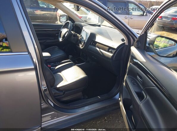JA4AD3A39JZ016921 2018 MITSUBISHI OUTLANDER Gray Widok wnętrza z przodu