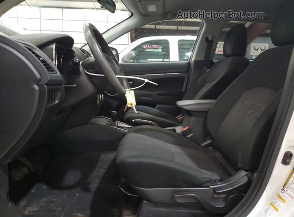 JA4AP3AU1LU021465 2020 MITSUBISHI OUTLANDER White წინა სალონის ხედი