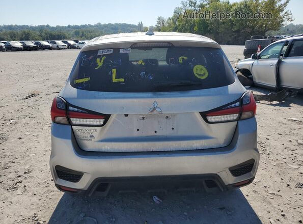 JA4AP3AU5LU030119 2020 MITSUBISHI OUTLANDER Silver Հետևի տեսք