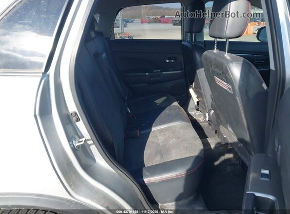 JA4AP3AW9JZ008173 2018 MITSUBISHI OUTLANDER SPORT Silver Вид наклейки з VIN-кодом