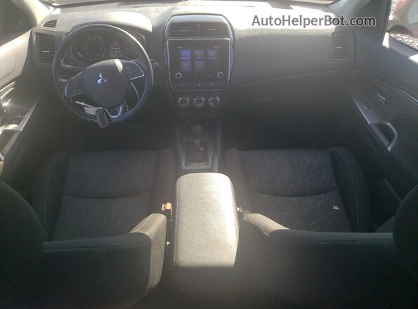 JA4APVAU6MU012094 2021 MITSUBISHI OUTLANDER Красный Вид панели приборов