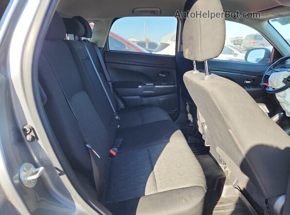 JA4APVAU6MU018347 2021 MITSUBISHI OUTLANDER Серебряный Вид задних сидений