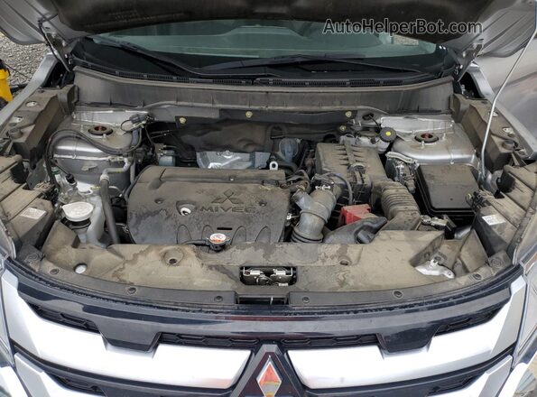 JA4APVAU6NU019239 2022 MITSUBISHI OUTLANDER Silver Вид підкапотного простору